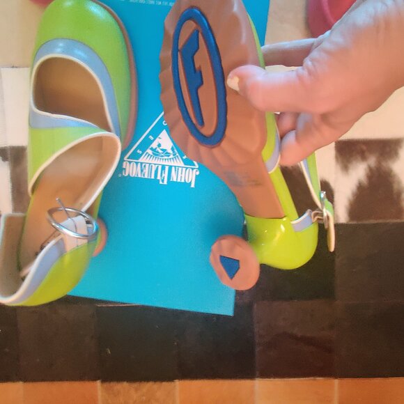 John Fluevog Elif shoes size 12W 10M New - Picture 3 of 4